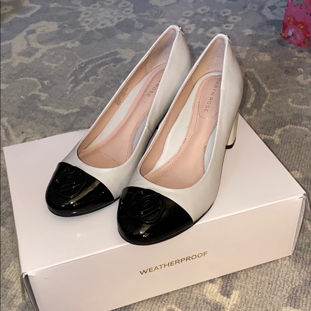 Taryn Rose Heels Size 7 NWT